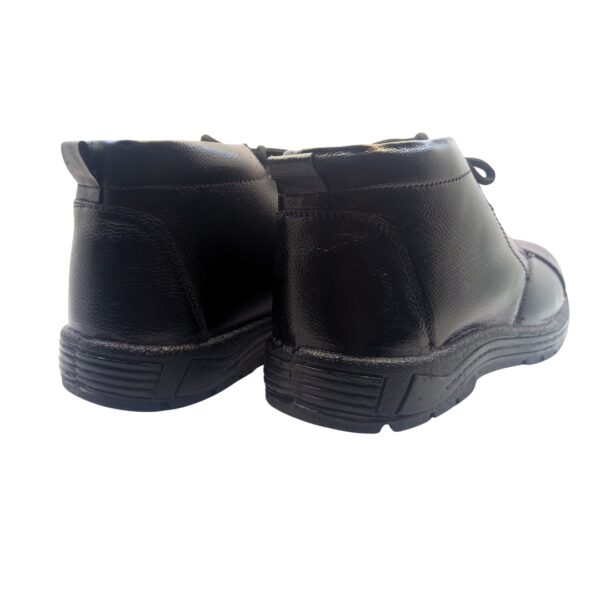 Art.no-OP-305 Genuine Leather PVC Sole Safety Shoe for Industrial/Construction Work - Image 4